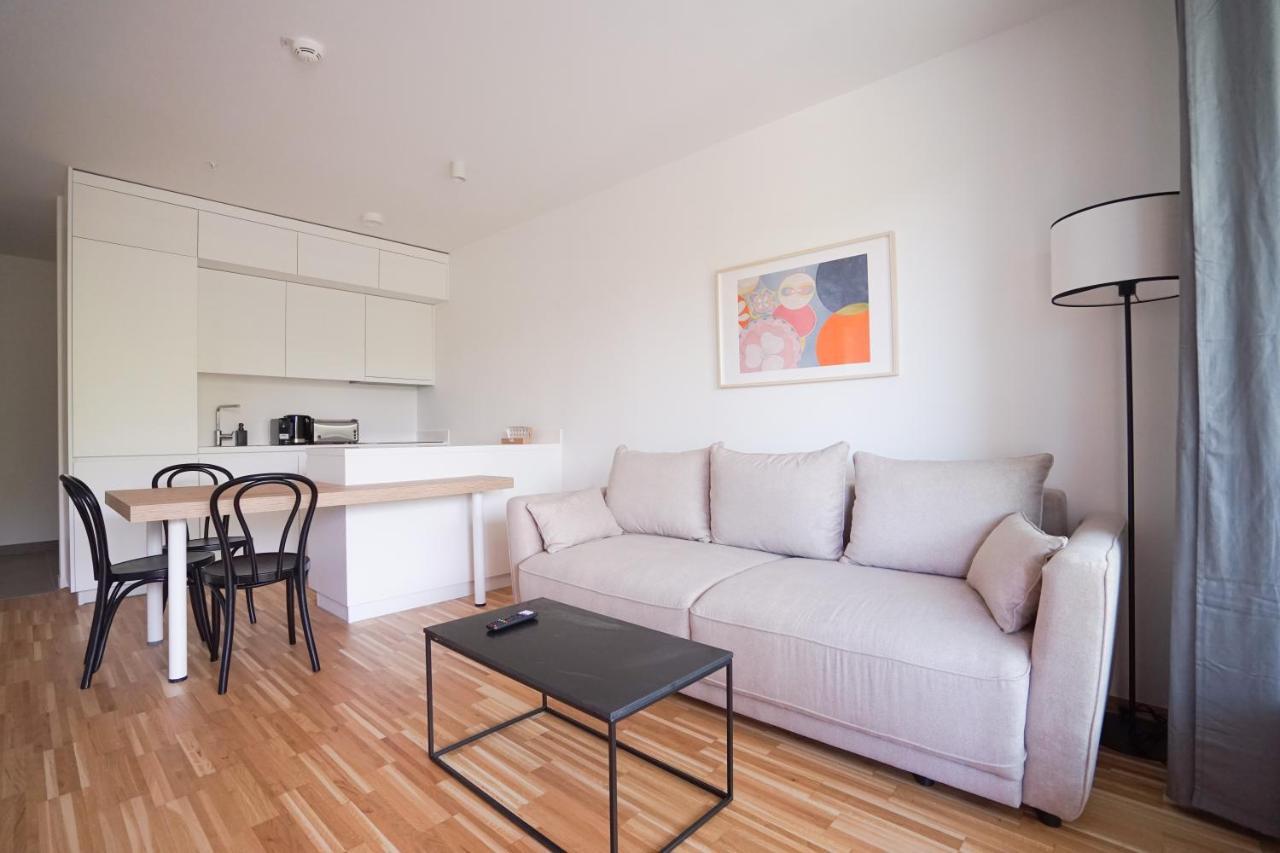 Green Garden Apartment W/.Balcony Near Thermal Spa Wien Ngoại thất bức ảnh